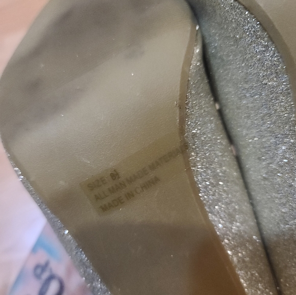 Diva Lounge 8 1/2 Golden sparkles High heel shoes - Picture 4 of 7